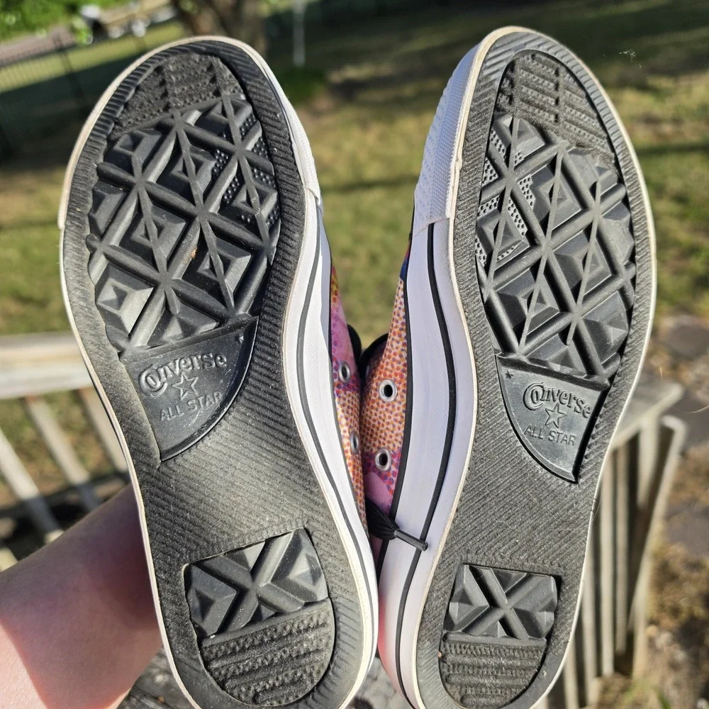 Converse vibrant pattern